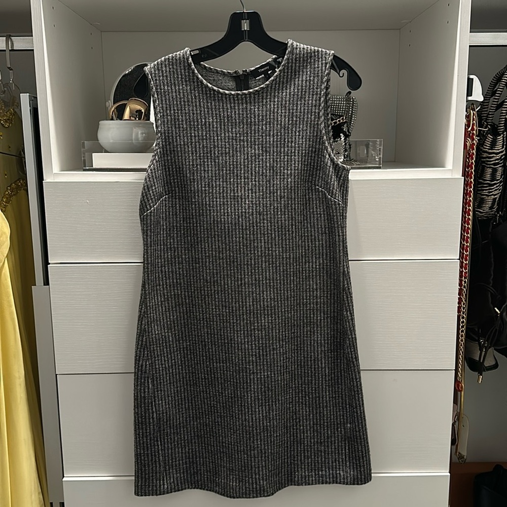 Theory sleeveless shift dress